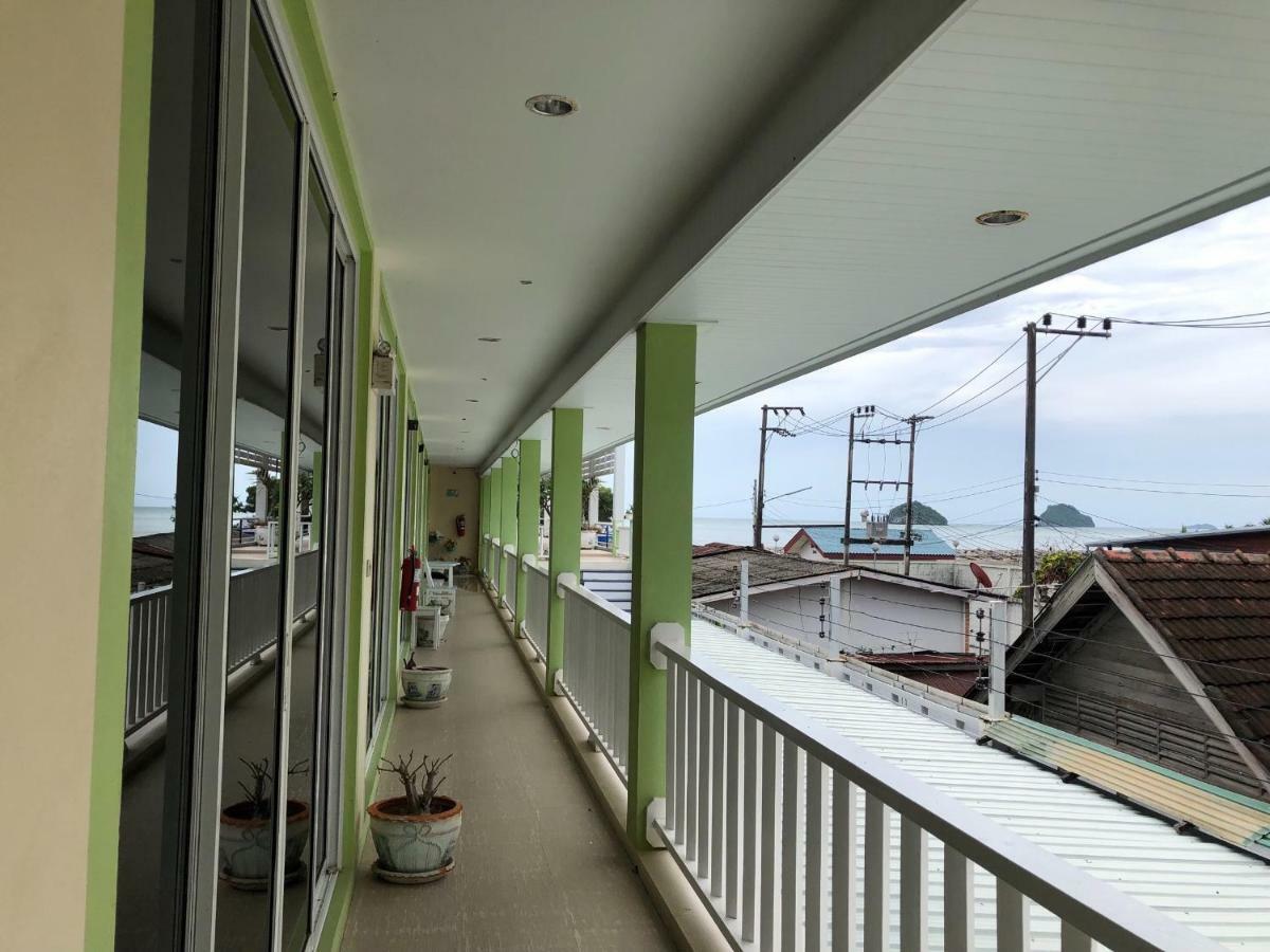 ฟ้าทะลายโจรรีสอร์ท Prachuap Khiri Khan Exteriör bild